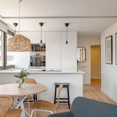Apartament Bernabeu Nuevos Ministerios Madryt Zewnętrze zdjęcie