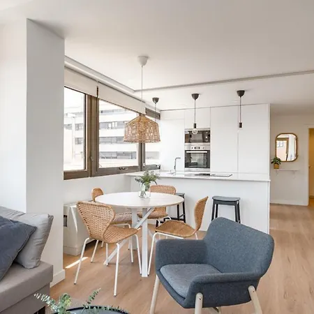 Apartament Bernabeu Nuevos Ministerios Madryt Zewnętrze zdjęcie